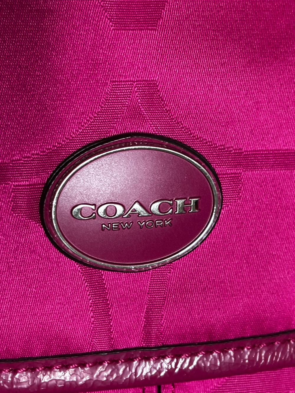 Coach Satin Signature Crossbody Messenger Bag in Fuchsia Rare - Picture 2 of 9